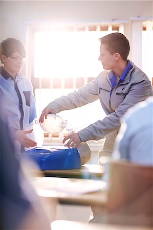 simsearch:400-07411030,k - Instructor with manual resuscitator teaching CPR class Stock Photo - Premium Royalty-Free, Code: 6113-08321678