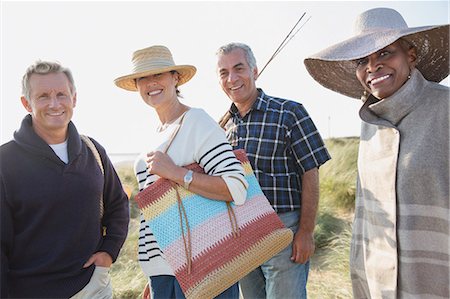 simsearch:6113-07589442,k - Portrait smiling mature couples on sunny beach Stock Photo - Premium Royalty-Free, Code: 6113-08985814