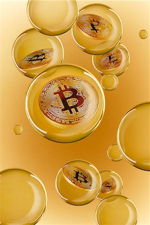 simsearch:700-05452103,k - Bitcoins in golden bubbles Stock Photo - Premium Royalty-Free, Code: 6113-09160198