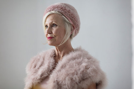 faux fur - Portrait elegant senior woman wearing fur Stock Photo - Premium Royalty-Free, Code: 6113-09200030