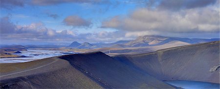 Overlooking mountain scenery, Landmannalaugar, Iceland Foto de stock - Sin royalties Premium, Código: 6115-08101282