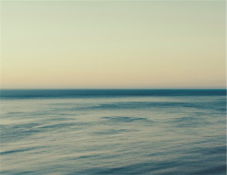 The ocean view from the coast at Big Sur on the California coastline. Foto de stock - Sin royalties Premium, Código: 6118-07203151