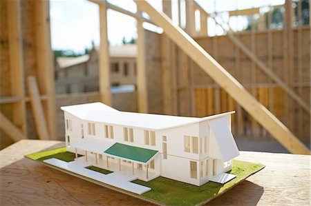 A construction site, a domestic house being built in a rural setting in New York State, USA Stock Photo - Premium Royalty-Free, Code: 6118-07352223