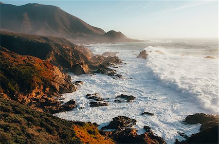 simsearch:6118-07353866,k - The Pacific Ocean coastline, with waves crashing against the shore. Stock Photo - Premium Royalty-Free, Code: 6118-08001538