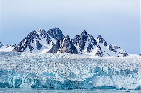 spitzbergen island - Glacier face at Monacobreen, Spitsbergen, Svalbard, Norway, Scandinavia, Europe Stock Photo - Premium Royalty-Free, Code: 6119-07451312