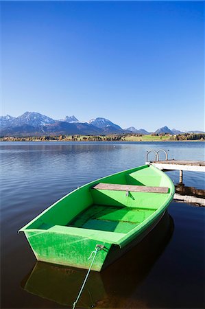 simsearch:6119-07451735,k - Rowing boat on Hopfensee Lake, near Fussen, Allgau, Bavaria, Germany, Europe Foto de stock - Sin royalties Premium, Código: 6119-07451743
