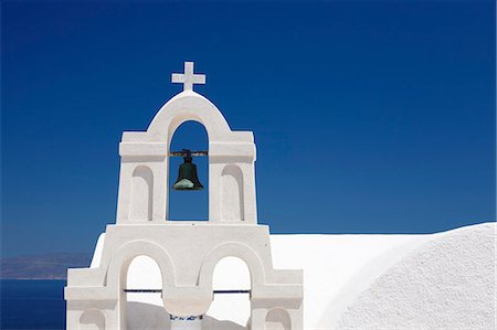 simsearch:841-07913791,k - Bell tower of a white church, Oia, Santorini, Cyclades, Aegean Sea, Greek Islands, Greece, Europe Foto de stock - Sin royalties Premium, Código: 6119-07451877