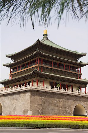 shaanxi province - Bell Tower dating from 14th century rebuilt by the Qing in 1739, Xian City, Shaanxi Province, China, Asia Stock Photo - Premium Royalty-Free, Code: 6119-07452364