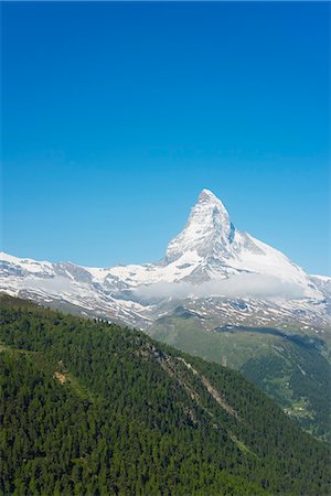 simsearch:6119-07451735,k - The Matterhorn, 4478m, Zermatt, Valais, Swiss Alps, Switzerland, Europe Stock Photo - Premium Royalty-Free, Code: 6119-07452409