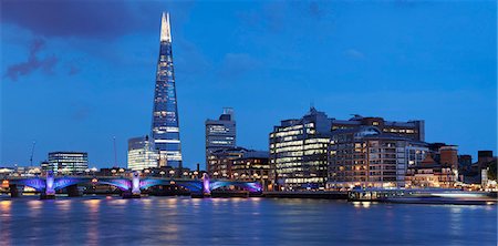 View over River Thames at Southwark with The Shard skyscraper, architect Renzo Piano, London, England, United Kingdom, Europe Stock Photo - Premium Royalty-Free, Code: 6119-07845502