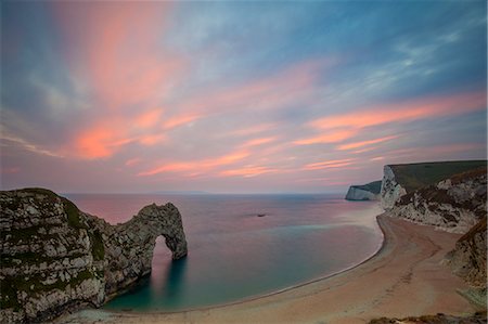 Durdle Door, Lulworth Cove, Jurassic Coast, UNESCO World Heritage Site, Dorset, England, United Kingdom, Europe Stock Photo - Premium Royalty-Free, Code: 6119-07943831