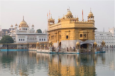 sikh - The Harmandir Sahib (The Golden Temple), Amritsar, Punjab, India, Asia Stock Photo - Premium Royalty-Free, Code: 6119-08062030
