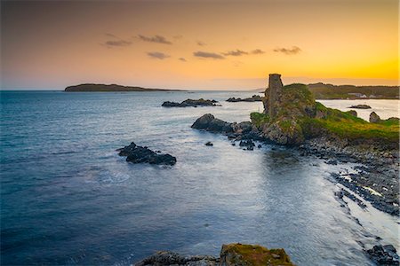 ruin - Lagavulin Bay, Dunyvaig (Dunyveg) Castle, Islay, Argyll and Bute, Scotland, United Kingdom, Europe Stock Photo - Premium Royalty-Free, Code: 6119-08062393