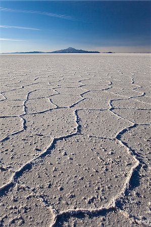 simsearch:841-06449731,k - Volcano Tunupa on the horizon of the Salar de Uyuni, the biggest salt desert in the world, Oruro, Bolivia, South America Stock Photo - Premium Royalty-Free, Code: 6119-08081130