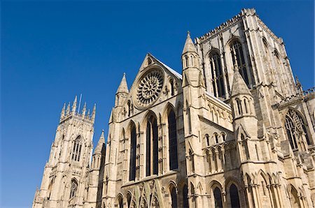 simsearch:841-03868215,k - Side view of York Minster, northern Europe's largest Gothic cathedral, York, Yorkshire, England, United Kingdom, Europe Stock Photo - Premium Royalty-Free, Code: 6119-08267388