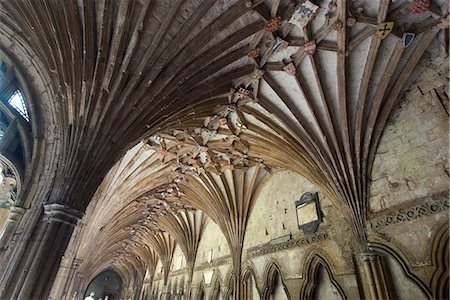 simsearch:841-08240211,k - Vaulted ceiling in the cloister, Canterbury Cathedral, UNESCO World Heritage Site, Canterbury, Kent, England, United Kingdom, Europe Stock Photo - Premium Royalty-Free, Code: 6119-08267321