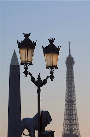 simsearch:400-05716374,k - Two Lights, Eiffel Tower, Paris, France Stock Photo - Premium Royalty-Free, Code: 6119-08267709