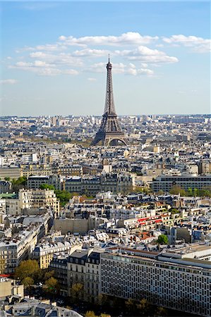 simsearch:841-06343131,k - Elevated view over the city with the Eiffel Tower in the distance, Paris, France, Europe Stock Photo - Premium Royalty-Free, Code: 6119-08518106