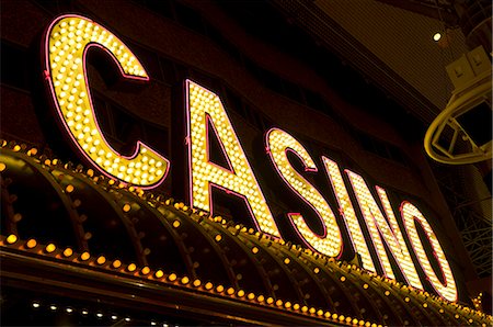 fremont street - Fremont Street, Downtown Old Las Vegas, Las Vegas, Nevada, United States of America, North America Foto de stock - Sin royalties Premium, Código: 6119-08741766