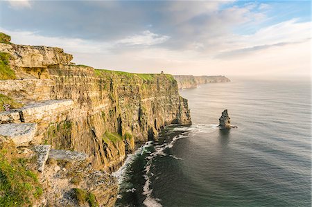 Breanan Mor and O'Briens tower, Cliffs of Moher, Liscannor, County Clare, Munster province, Republic of Ireland, Europe Stock Photo - Premium Royalty-Free, Code: 6119-09062056