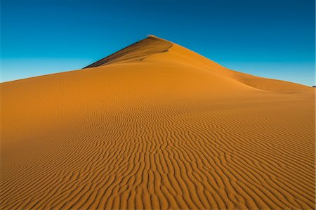 simsearch:873-06440466,k - The giant Sand Dune 45, Sossusvlei, Namib-Naukluft National Park, Namibia, Africa Stock Photo - Premium Royalty-Free, Code: 6119-09074307