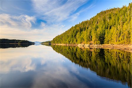 Winstanley Island late afternoon ripples and reflections, Misty Fjords National Monument, Tongass National Forest, Alaska, United States of America, North America Photographie de stock - Premium Libres de Droits, Code: 6119-09085514