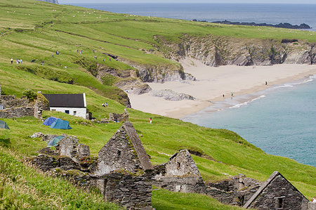 Ruined village and beach, Great Blasket Island, County Kerry, Munster, Republic of Ireland, Europe Stock Photo - Premium Royalty-Free, Code: 6119-09238764