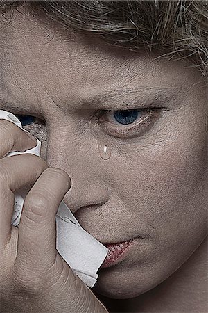 simsearch:649-06717849,k - Crying woman Stock Photo - Premium Royalty-Free, Code: 6122-07691768