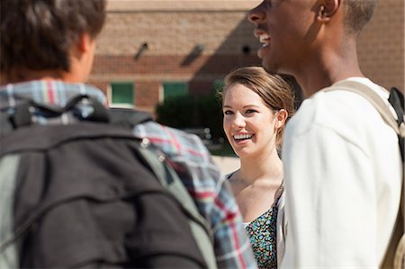 simsearch:640-02765460,k - High school students outside school building Stock Photo - Premium Royalty-Free, Code: 6122-07694664