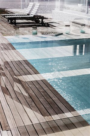 decks - Luxury swimming pool and patio Stock Photo - Premium Royalty-Free, Code: 6124-08908196