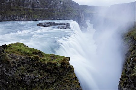 Gullfoss waterfall on Hvita river in Iceland Foto de stock - Sin royalties Premium, Código: 6126-09102732