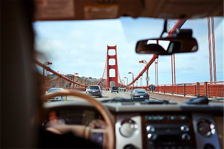 Golden Gate Bridge seen from car interior Stock Photo - Premium Royalty-Free, Code: 6126-09102950