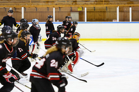 Girls skating during ice hockey training Stock Photo - Premium Royalty-Free, Code: 6126-09268050