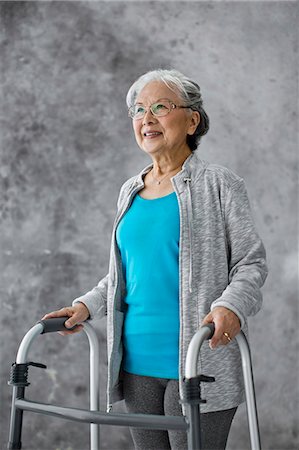 Portrait of a happy senior woman. Stock Photo - Premium Royalty-Free, Code: 6128-08727908