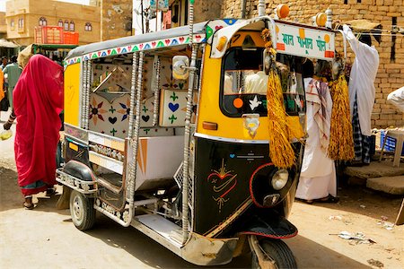 simsearch:625-00806447,k - Rickshaw parked on the street, Jaisalmer, Rajasthan, India Stock Photo - Premium Royalty-Free, Code: 625-00805156