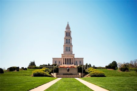 Facade of George Washington Masonic National Memorial, Alexandria, Virginia, USA Foto de stock - Sin royalties Premium, Código: 625-00806366