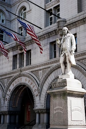 simsearch:625-00805879,k - Low angle view of a statue in front of a building, Washington DC, USA Stock Photo - Premium Royalty-Free, Code: 625-00806571