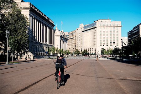 simsearch:625-00805879,k - Person cycling on the street, Washington DC, USA Stock Photo - Premium Royalty-Free, Code: 625-00806581
