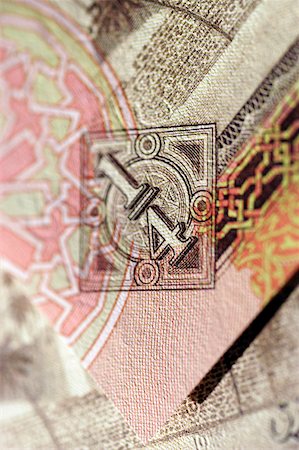 simsearch:625-00801281,k - Extreme close-up of bank note Stock Photo - Premium Royalty-Free, Code: 625-00801250