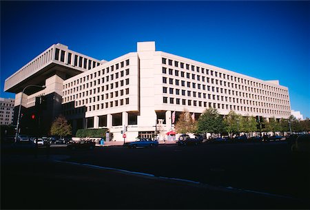 simsearch:625-00840445,k - Low angle view of a government building, FBI Building, Washington DC, USA Stock Photo - Premium Royalty-Free, Code: 625-00840498
