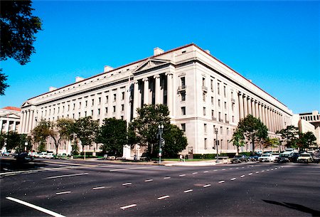 simsearch:625-00840445,k - Low angle view of a government building, Justice Department, Washington DC, USA Stock Photo - Premium Royalty-Free, Code: 625-00840545