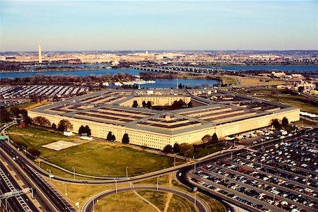 simsearch:625-00840464,k - Aerial view of a military building, The Pentagon, Washington DC, USA Stock Photo - Premium Royalty-Free, Code: 625-00840567