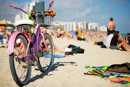 simsearch:625-00903103,k - Close-up of a bicycle on the beach, South Beach, Miami, Florida, USA Stock Photo - Premium Royalty-Free, Code: 625-00903189