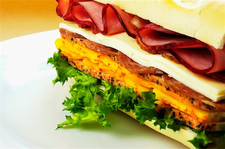 simsearch:625-01261270,k - Close-up of roast beef and cheese sandwich on a plate Stock Photo - Premium Royalty-Free, Code: 625-01038607
