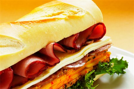 simsearch:625-01261270,k - Close-up of roast beef and cheese sandwich on a plate Stock Photo - Premium Royalty-Free, Code: 625-01038612