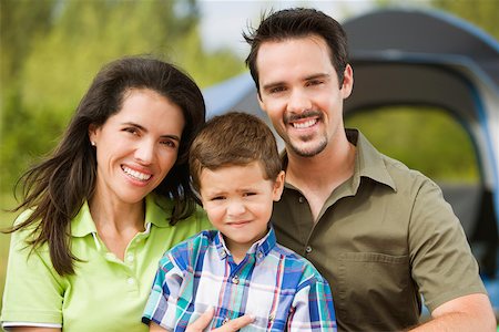 simsearch:695-05769087,k - Portrait of parents and their son Stock Photo - Premium Royalty-Free, Code: 625-01039577