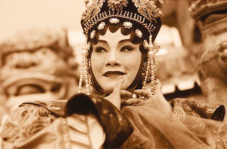 Close-up of a female opera performer, Hong Kong, China Stock Photo - Premium Royalty-Free, Code: 625-01094390