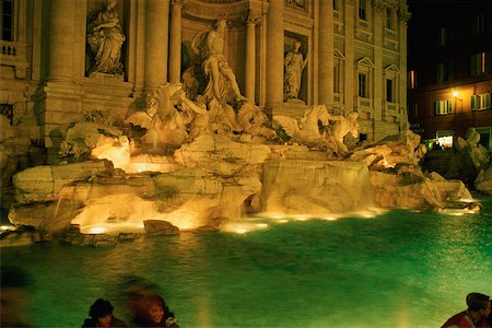 simsearch:625-01751332,k - Statues at a fountain lit up at night, Trevi Fountain, Rome, Italy Stock Photo - Premium Royalty-Free, Code: 625-01095211