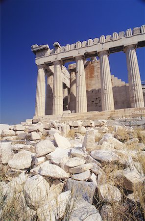 simsearch:630-03481463,k - Low angle view of old ruin colonnades, Parthenon, Athens, Greece Stock Photo - Premium Royalty-Free, Code: 625-01098335