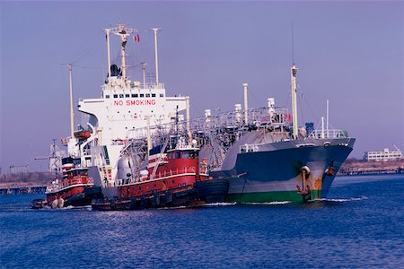 Propane ship in port of Norfolk, Virginia Foto de stock - Sin royalties Premium, Código: 625-01250706